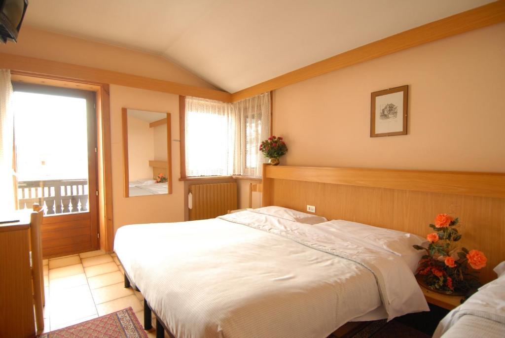 Hotel La Baita Livigno Room photo